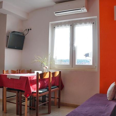 Apartmani Vesna Zambratija  Exteriör bild