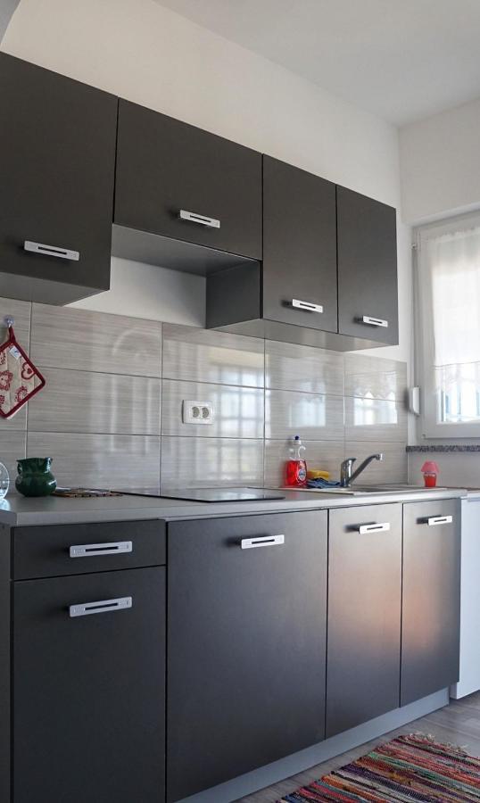 Apartmani Vesna Zambratija  Exteriör bild