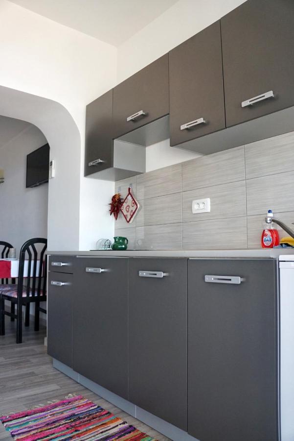Apartmani Vesna Zambratija  Exteriör bild