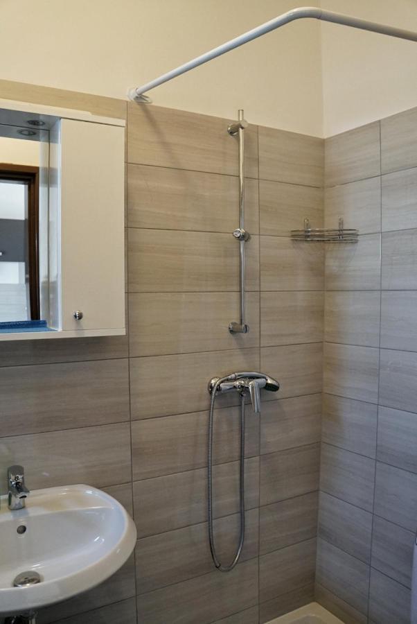 Apartmani Vesna Zambratija  Exteriör bild
