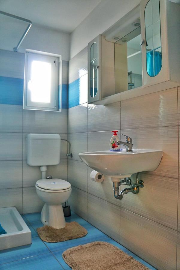 Apartmani Vesna Zambratija  Exteriör bild