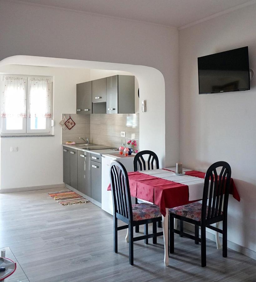Apartmani Vesna Zambratija  Exteriör bild