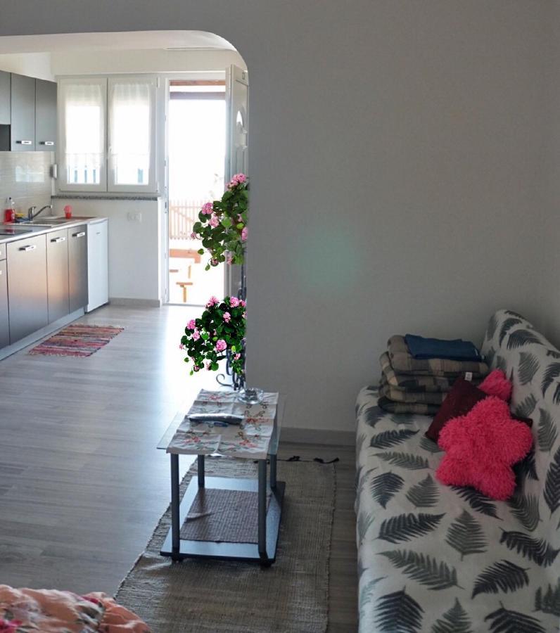 Apartmani Vesna Zambratija  Exteriör bild