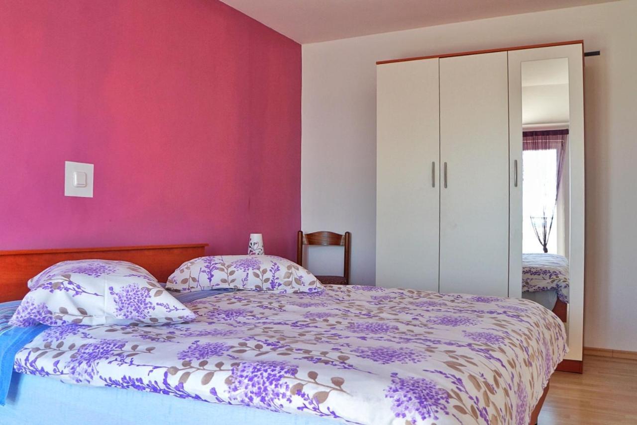 Apartmani Vesna Zambratija  Exteriör bild