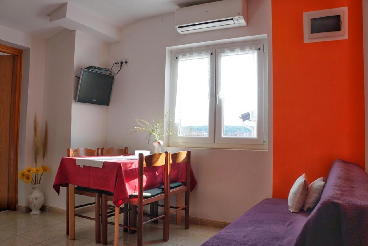 Apartmani Vesna Zambratija  Exteriör bild