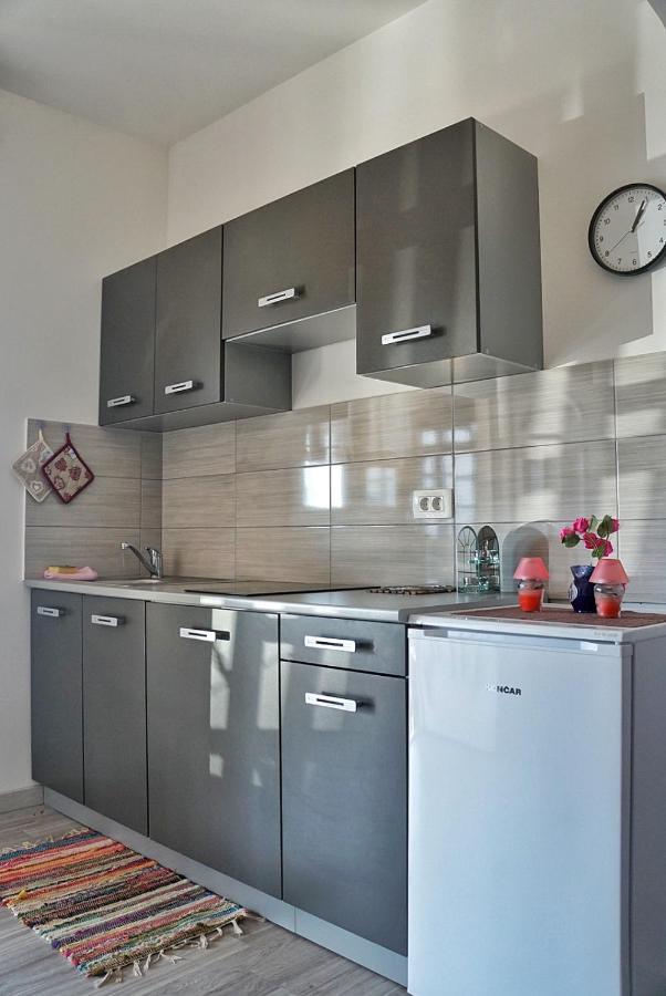 Apartmani Vesna Zambratija  Exteriör bild