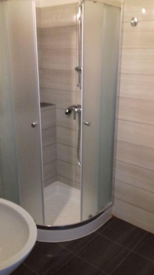 Apartmani Vesna Zambratija  Exteriör bild